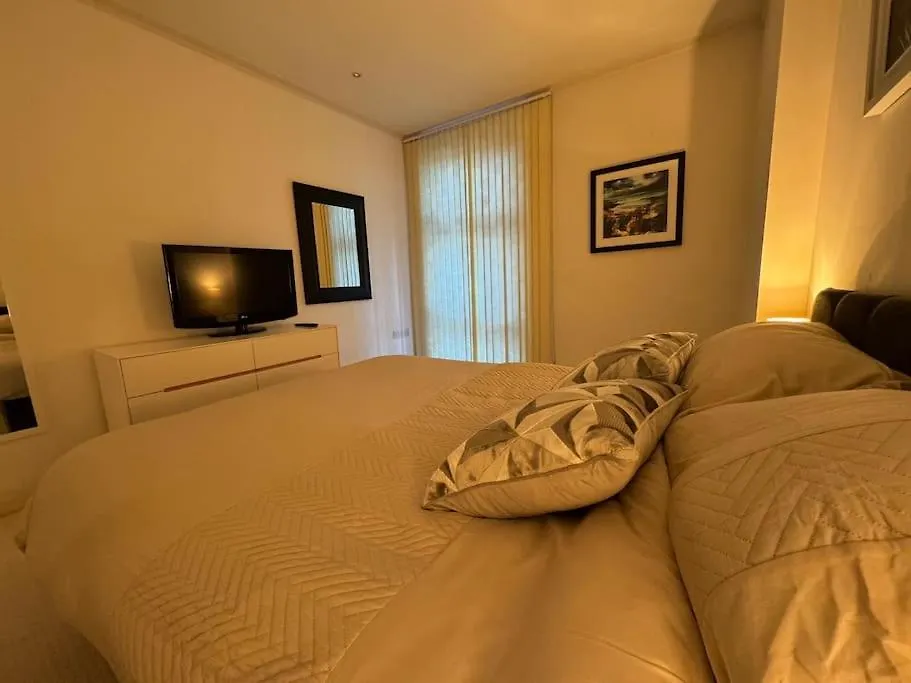 Apartment In London 0*,  United Kingdom